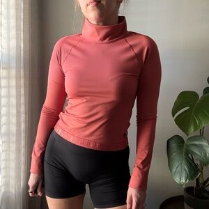 Long Sleeve Athletic Shirt - size extra small